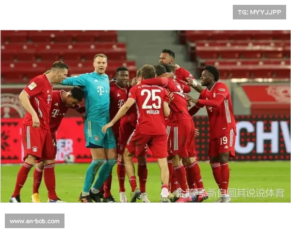 乌帕梅卡诺续约风波引发关注 拜仁面临艰难决策 豪门纷纷出击